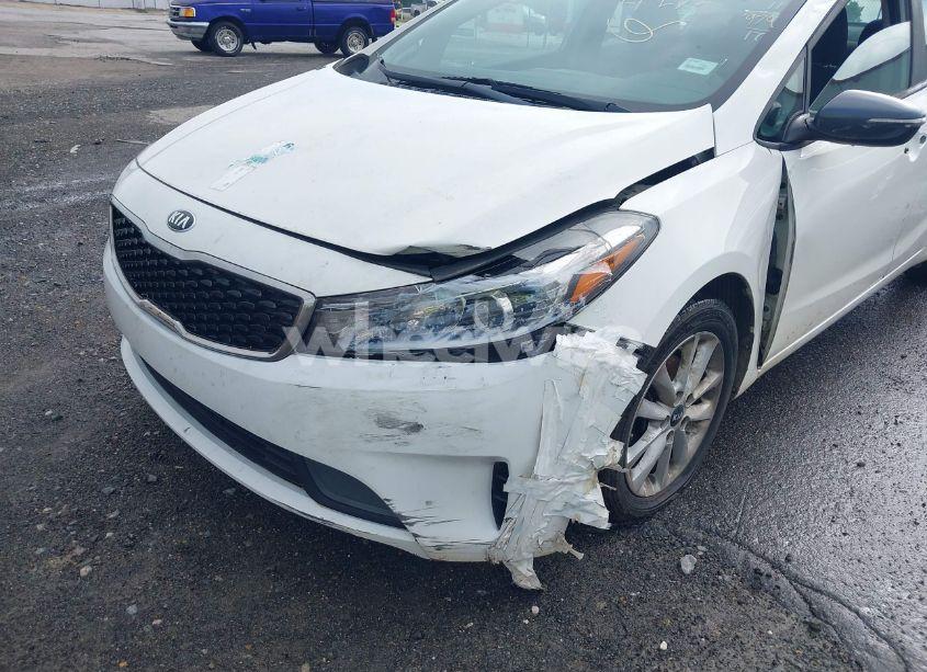 Photo 6 of 2017 Kia Forte S (VIN 3KPFL4A70HE143411)