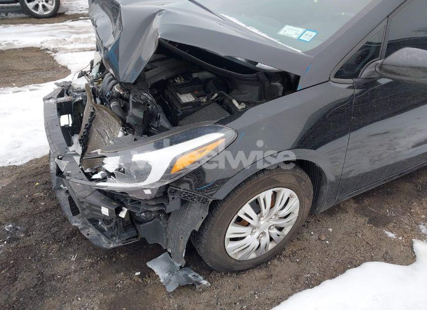 Photo 17 of 2018 Kia Forte LX (VIN 3KPFL4A70JE195790)