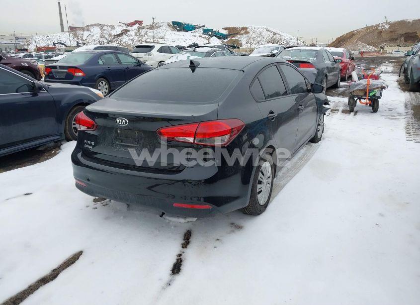 Photo 4 of 2018 Kia Forte LX (VIN 3KPFL4A70JE195790)