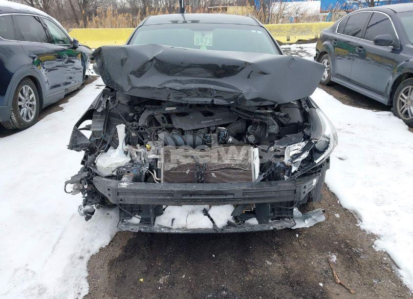 Photo 6 of 2018 Kia Forte LX (VIN 3KPFL4A70JE195790)