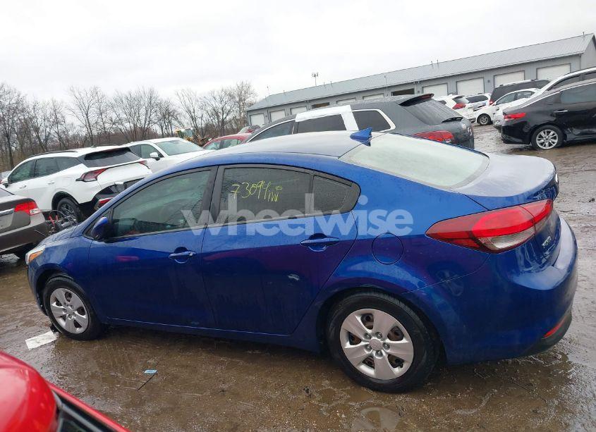 Photo 14 of 2018 Kia Forte LX (VIN 3KPFL4A70JE199175)