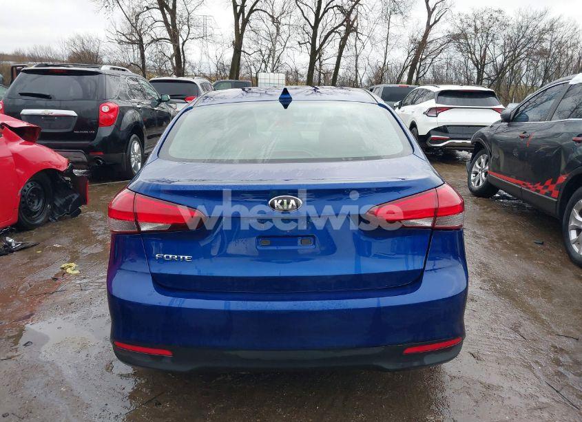 Photo 16 of 2018 Kia Forte LX (VIN 3KPFL4A70JE199175)