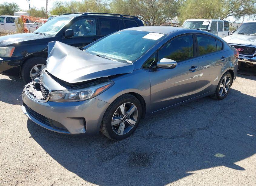 Photo 2 of 2018 Kia Forte S (VIN 3KPFL4A70JE249590)