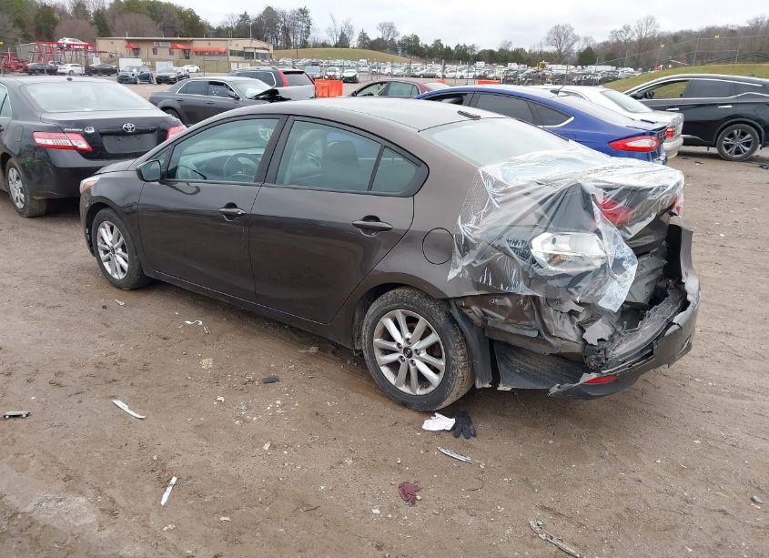 Photo 3 of 2017 Kia Forte LX (VIN 3KPFL4A71HE006557)
