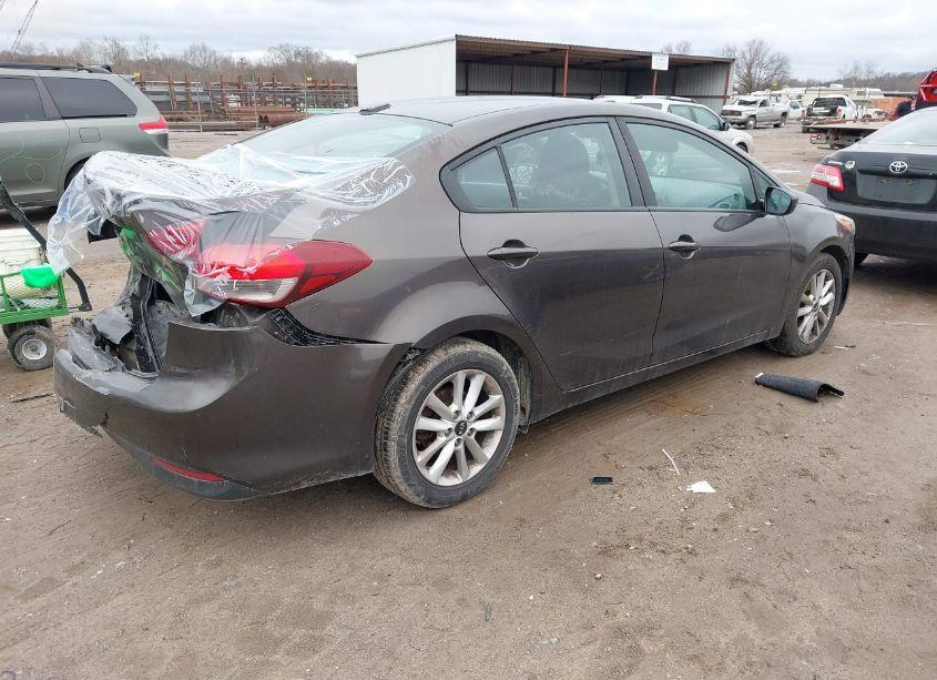 Photo 4 of 2017 Kia Forte LX (VIN 3KPFL4A71HE006557)