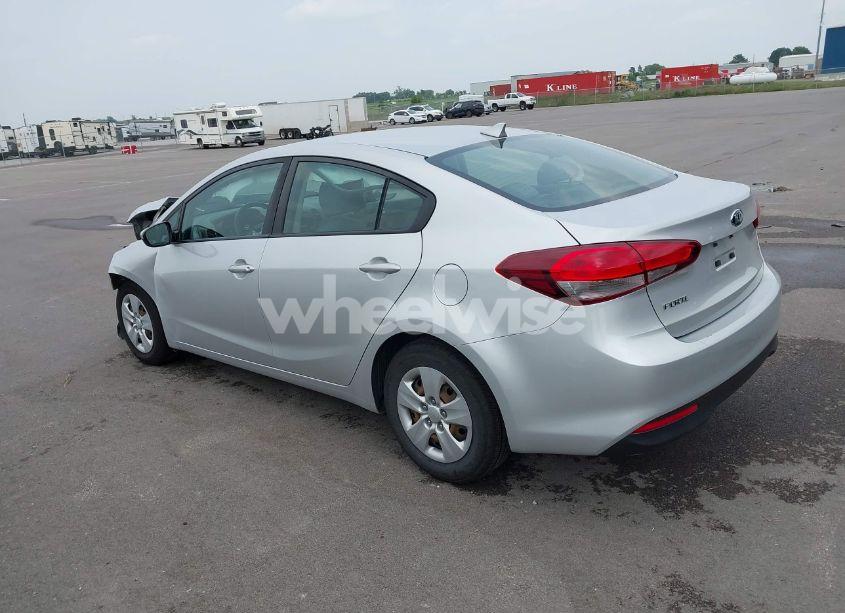 Photo 3 of 2017 Kia Forte LX (VIN 3KPFL4A71HE107100)