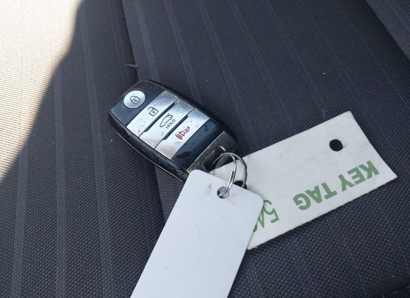 Photo 11 of 2017 Kia Forte S (VIN 3KPFL4A71HE113964)