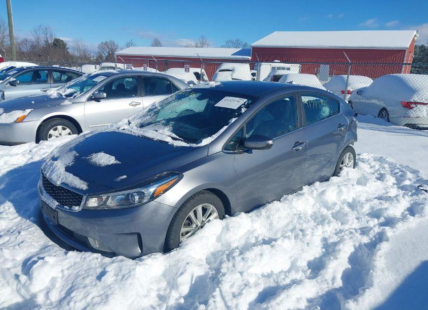 Photo 2 of 2017 Kia Forte S (VIN 3KPFL4A71HE113964)