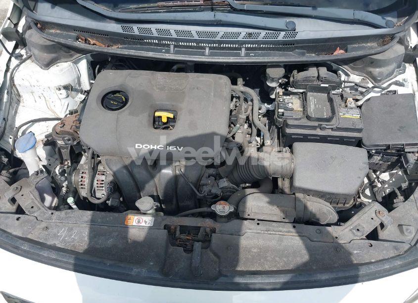 Photo 10 of 2017 Kia Forte LX (VIN 3KPFL4A71HE122826)