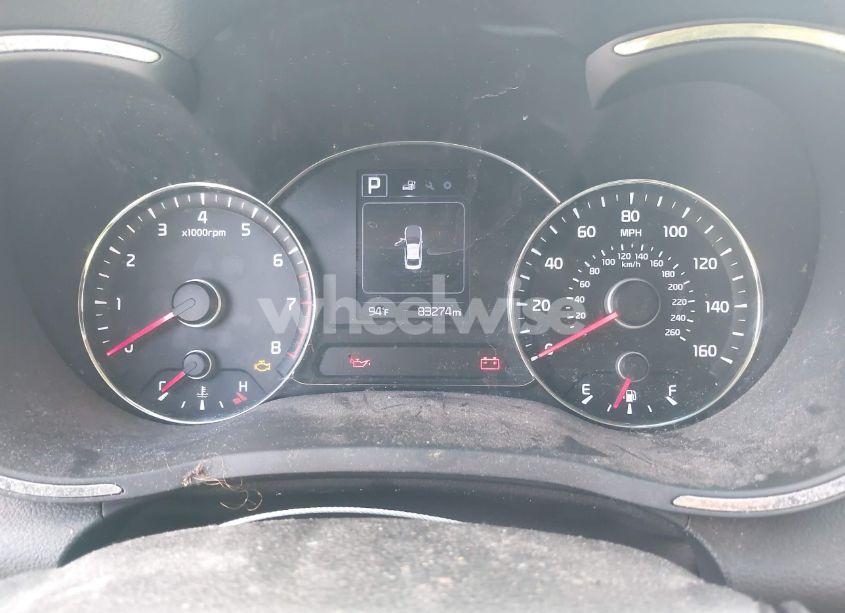 Photo 7 of 2017 Kia Forte LX (VIN 3KPFL4A71HE122826)