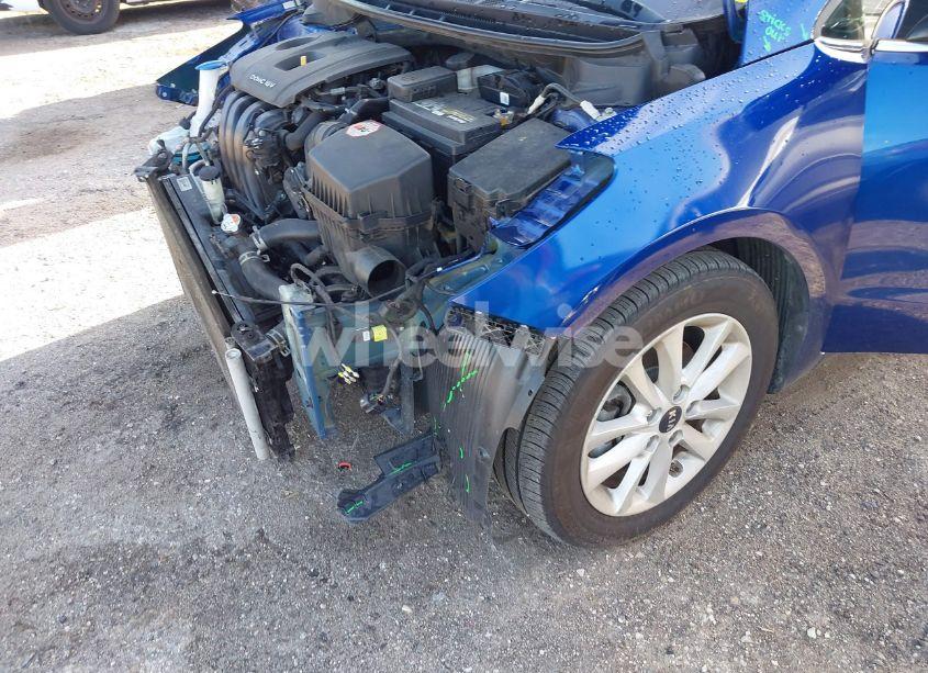 Photo 6 of 2017 Kia Forte S (VIN 3KPFL4A71HE129047)