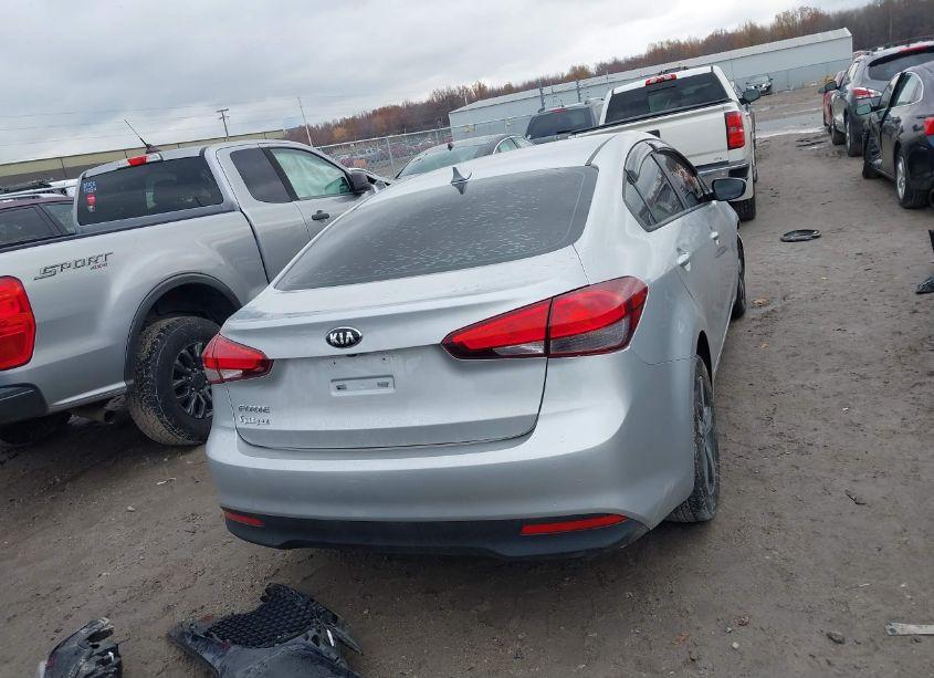 Photo 16 of 2018 Kia Forte LX (VIN 3KPFL4A71JE166699)