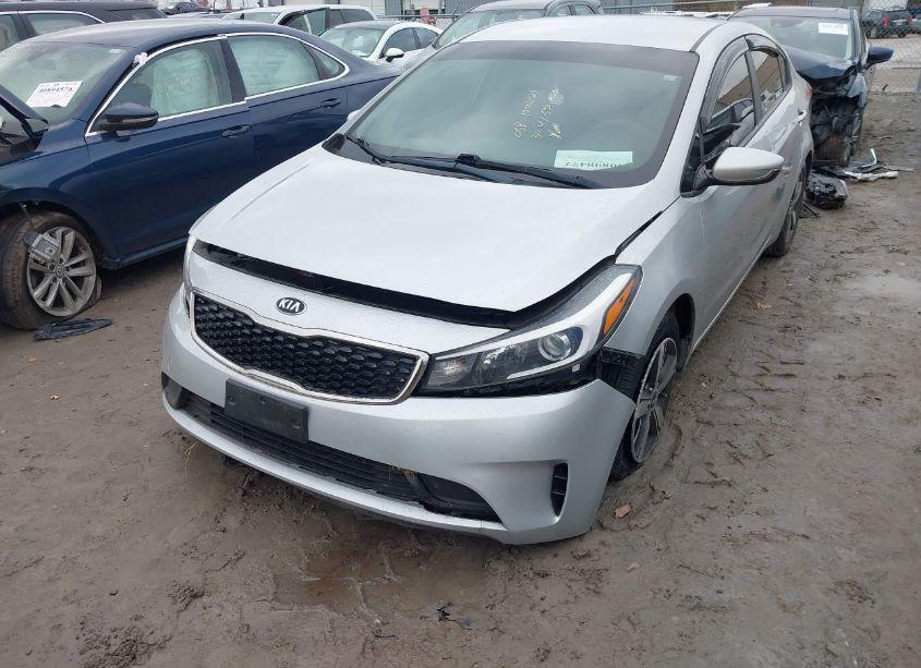 Photo 6 of 2018 Kia Forte LX (VIN 3KPFL4A71JE166699)