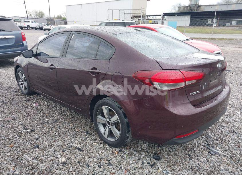 Photo 3 of 2018 Kia Forte LX (VIN 3KPFL4A71JE173930)