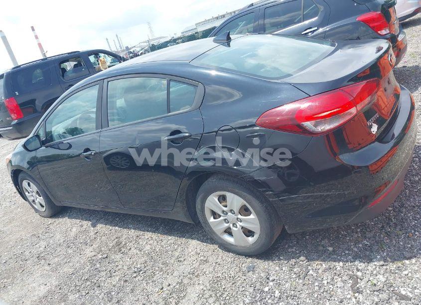 Photo 14 of 2018 Kia Forte LX (VIN 3KPFL4A71JE211186)