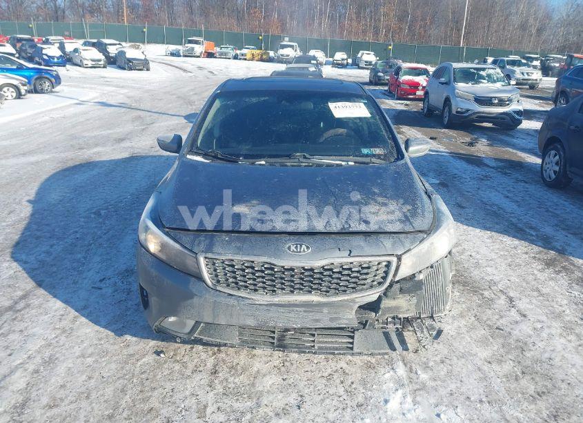 Photo 12 of 2018 Kia Forte S (VIN 3KPFL4A71JE238162)