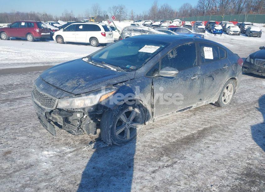Photo 2 of 2018 Kia Forte S (VIN 3KPFL4A71JE238162)