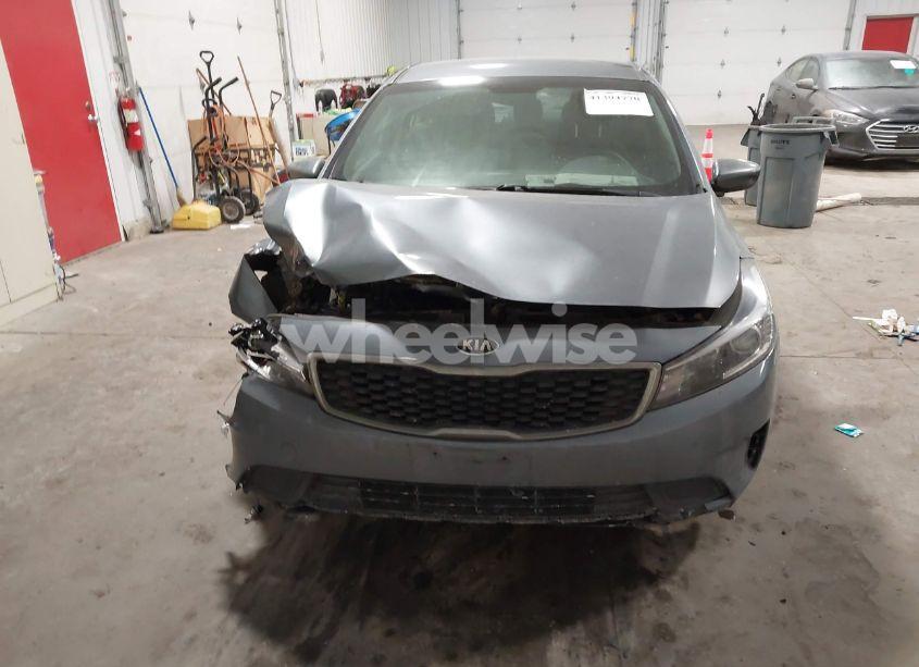 Photo 6 of 2017 Kia Forte S (VIN 3KPFL4A72HE025912)