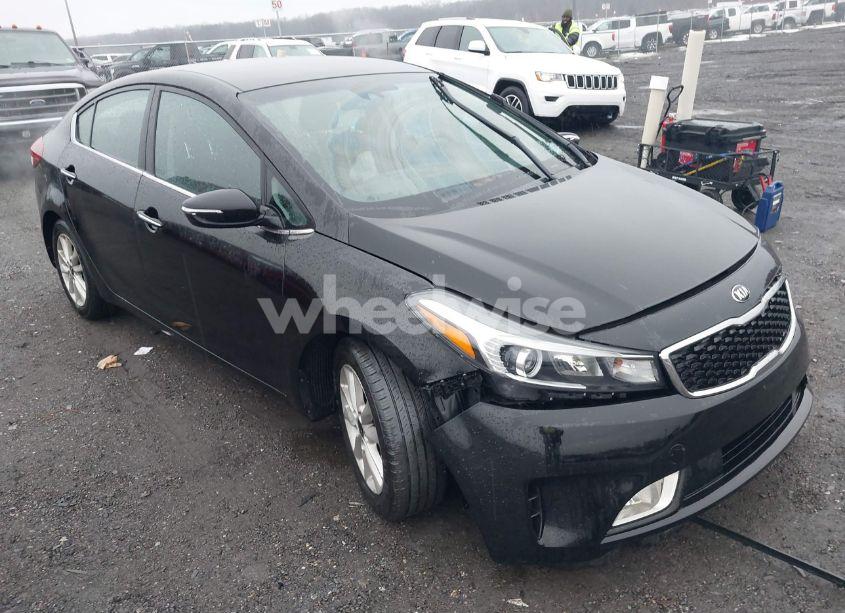 2017 Kia Forte S (VIN 3KPFL4A72HE054567) main photo