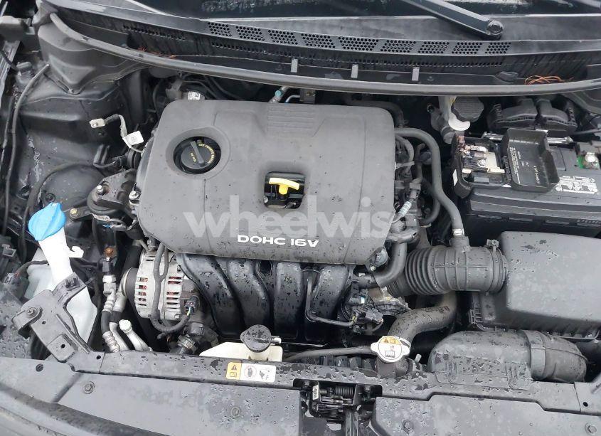 Photo 10 of 2017 Kia Forte S (VIN 3KPFL4A72HE054567)