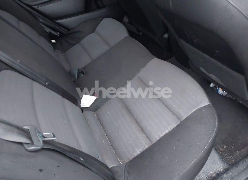 Photo 8 of 2017 Kia Forte S (VIN 3KPFL4A72HE054567)