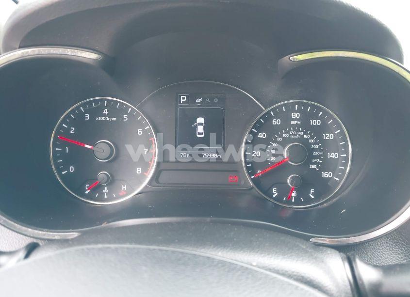 Photo 7 of 2017 Kia Forte LX (VIN 3KPFL4A72HE064001)