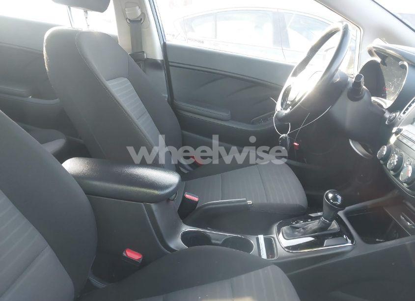 Photo 5 of 2017 Kia Forte S (VIN 3KPFL4A72HE119255)