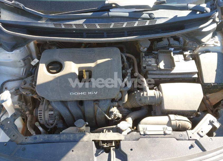 Photo 10 of 2017 Kia Forte LX (VIN 3KPFL4A72HE134113)