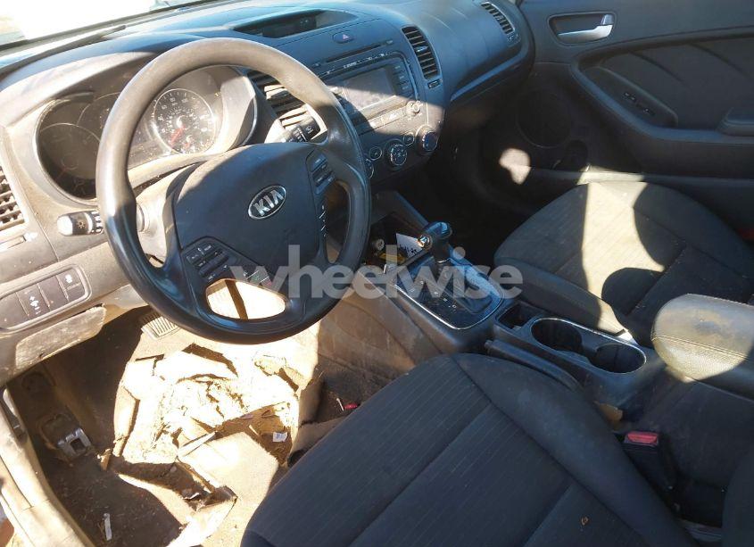 Photo 18 of 2017 Kia Forte LX (VIN 3KPFL4A72HE134113)