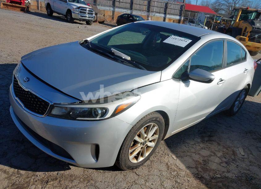 Photo 2 of 2017 Kia Forte LX (VIN 3KPFL4A72HE134113)