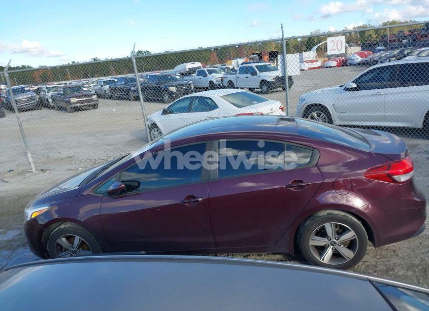 Photo 14 of 2018 Kia Forte LX (VIN 3KPFL4A72JE181759)