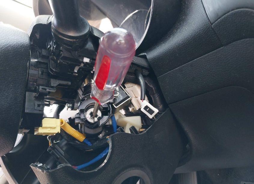 Photo 6 of 2018 Kia Forte LX (VIN 3KPFL4A72JE230331)