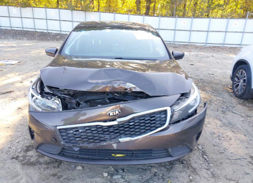 Photo 12 of 2017 Kia Forte LX (VIN 3KPFL4A73HE006608)