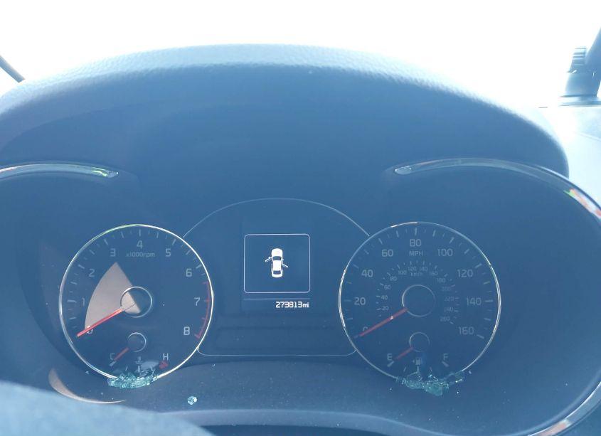 Photo 7 of 2017 Kia Forte LX (VIN 3KPFL4A73HE006608)