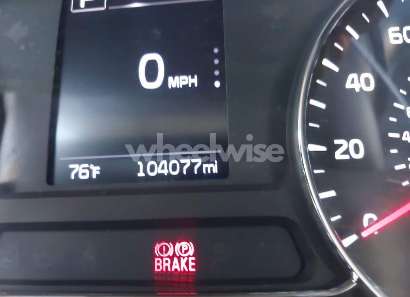 Photo 16 of 2017 Kia Forte LX (VIN 3KPFL4A73HE010416)