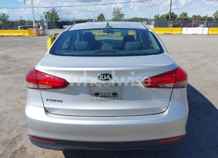 Photo 17 of 2017 Kia Forte LX (VIN 3KPFL4A73HE010416)