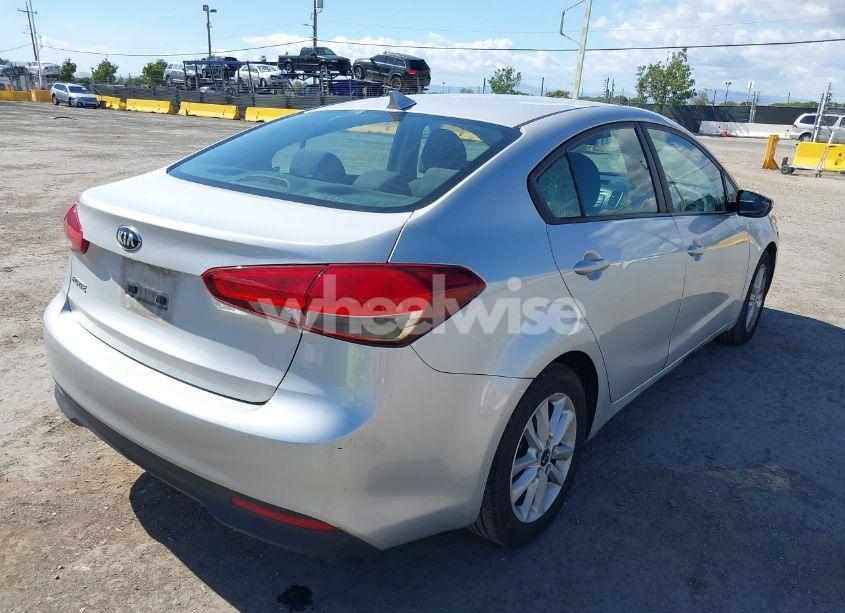 Photo 4 of 2017 Kia Forte LX (VIN 3KPFL4A73HE010416)