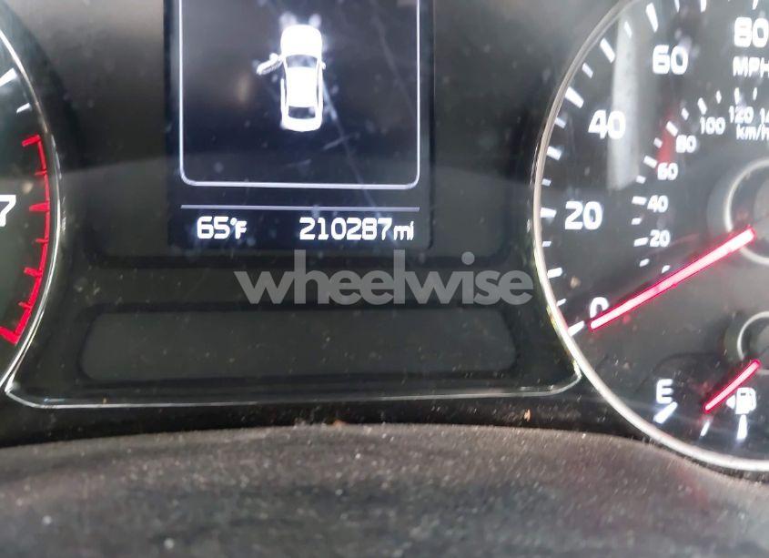 Photo 15 of 2017 Kia Forte LX (VIN 3KPFL4A73HE012084)