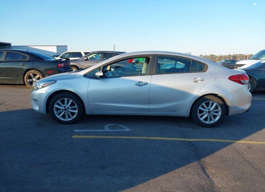 Photo 14 of 2017 Kia Forte LX (VIN 3KPFL4A73HE014353)