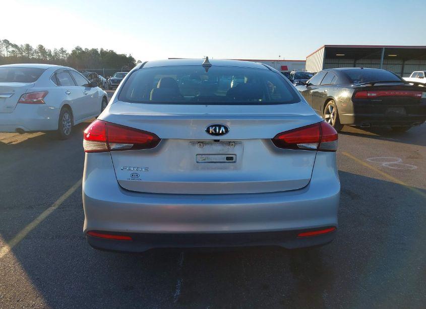 Photo 16 of 2017 Kia Forte LX (VIN 3KPFL4A73HE014353)