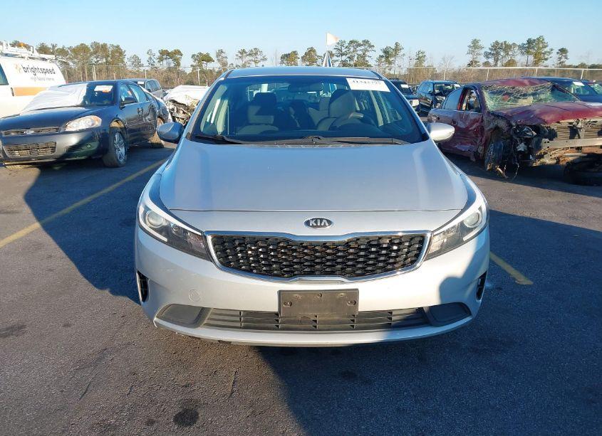 Photo 6 of 2017 Kia Forte LX (VIN 3KPFL4A73HE014353)