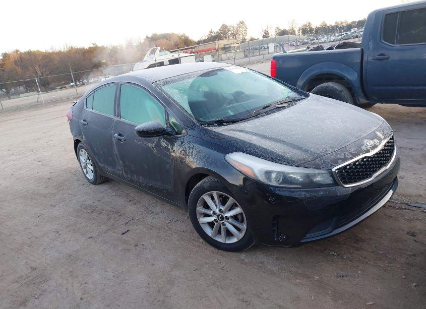 2017 Kia Forte S (VIN 3KPFL4A73HE025384) main photo