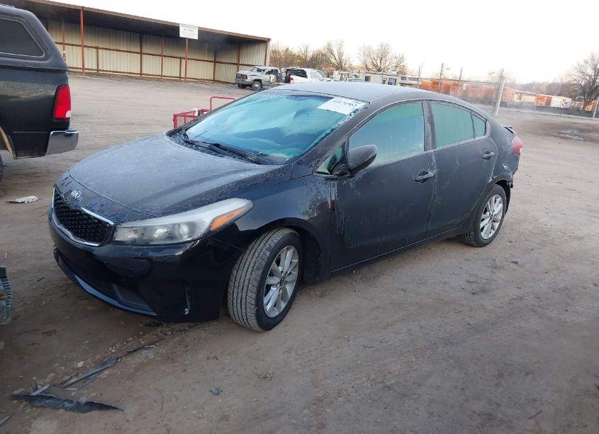 Photo 2 of 2017 Kia Forte S (VIN 3KPFL4A73HE025384)