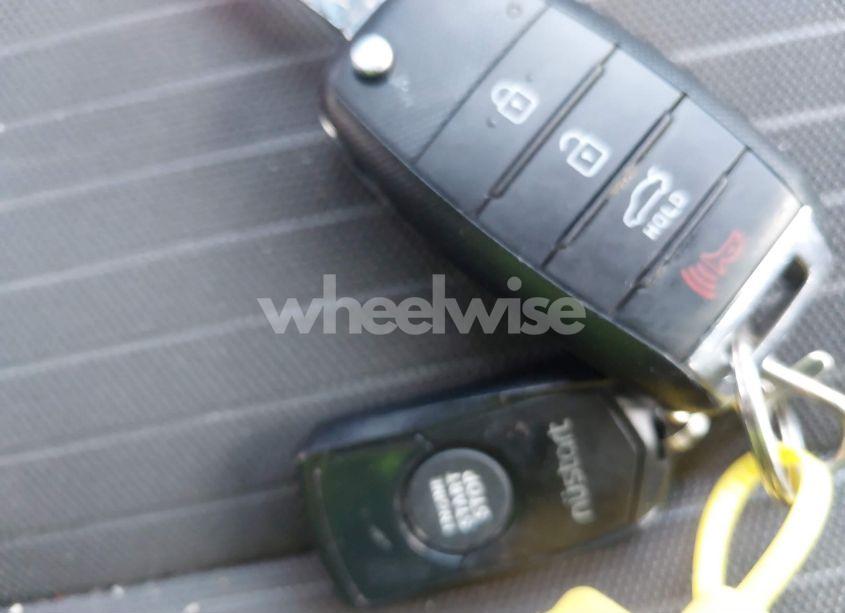 Photo 11 of 2017 Kia Forte LX (VIN 3KPFL4A73HE045389)