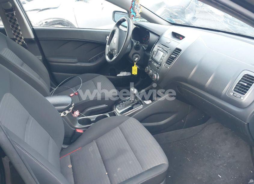 Photo 5 of 2017 Kia Forte LX (VIN 3KPFL4A73HE045389)