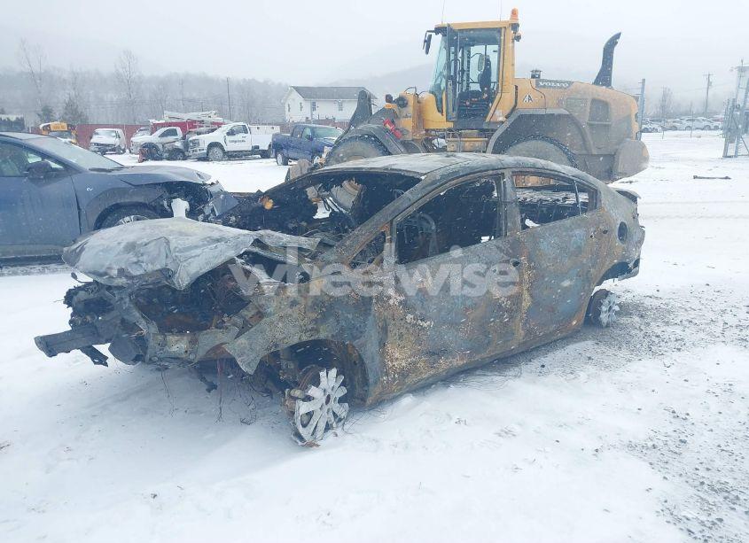 Photo 2 of 2017 Kia Forte LX (VIN 3KPFL4A73HE083298)