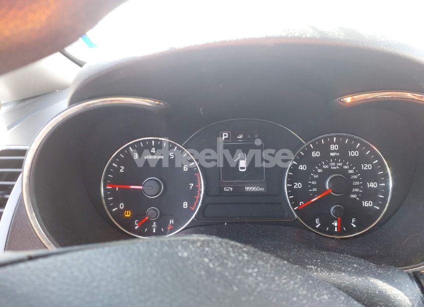 Photo 7 of 2017 Kia Forte LX (VIN 3KPFL4A73HE091126)