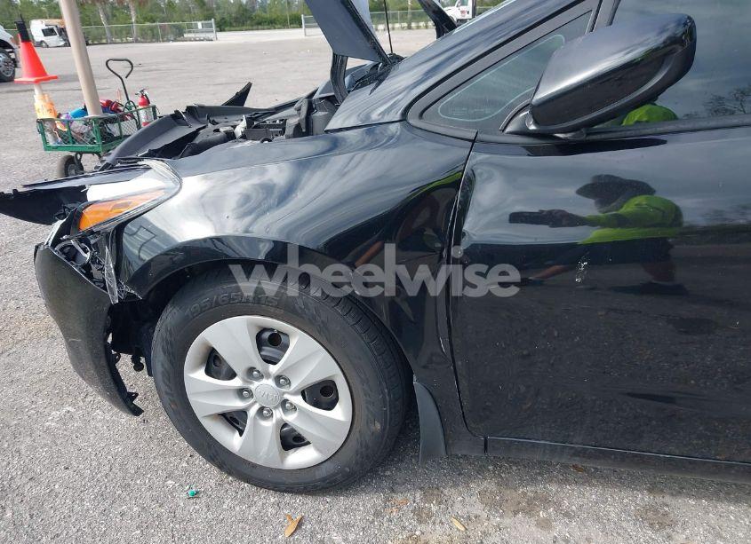 Photo 19 of 2017 Kia Forte LX (VIN 3KPFL4A73HE096889)