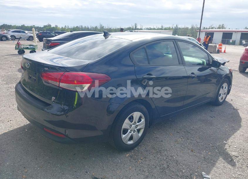 Photo 4 of 2017 Kia Forte LX (VIN 3KPFL4A73HE096889)