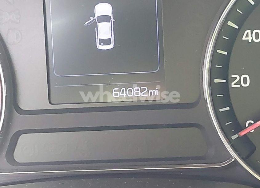 Photo 7 of 2017 Kia Forte LX (VIN 3KPFL4A73HE096889)